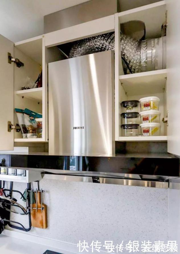 管子|厨房这3根管子太碍事，又不能动，聪明人用这巧妙方法化解尴尬