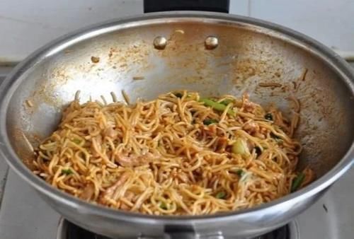  最完美的一人食！总有一碗炒面合你心意～