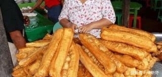 印度人|同样是油条,看看中国的,再看看印度的,中国网友:我们服了!