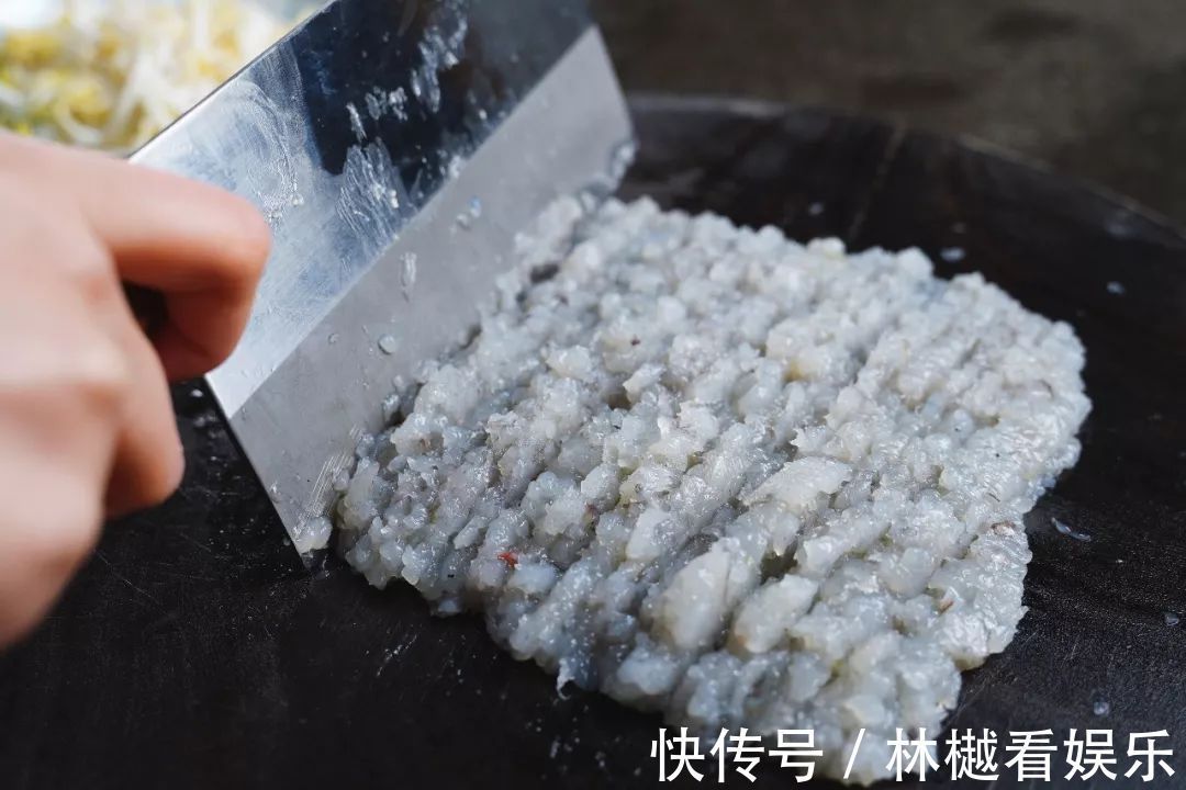 自制水煮虾滑，没有中间商赚差价！Q弹爽脆有嚼劲，放大的满足感