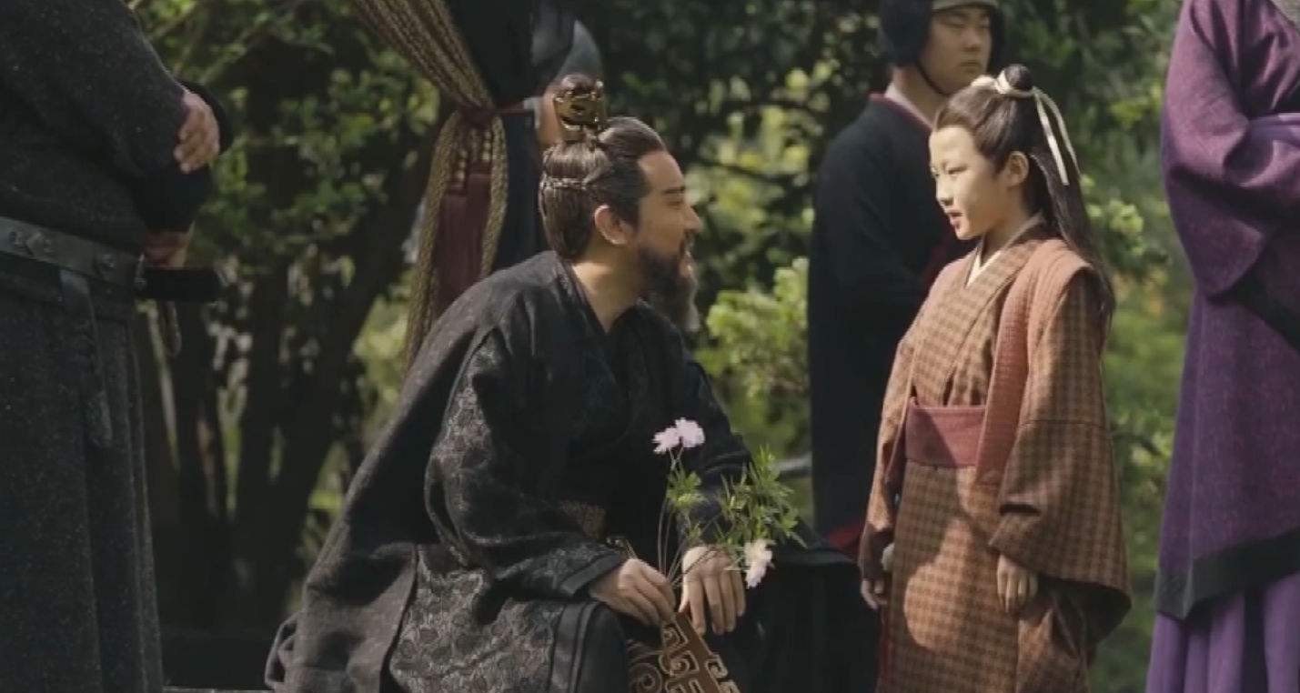 恍然大悟|曹操要处死一神童,曹丕跑去求情,曹操说出七字令曹丕恍然大悟