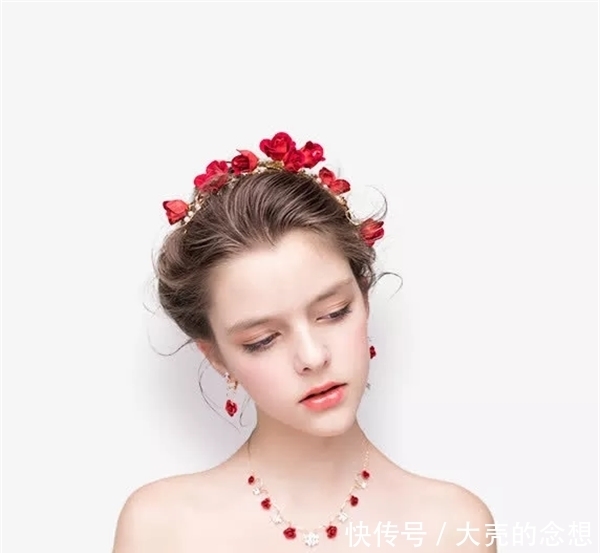 脸上的皱纹怎么才能去除?