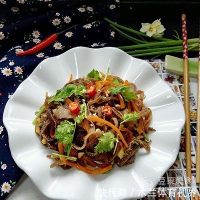 分钟|#花10分钟,做一道菜!#凉拌牛百叶