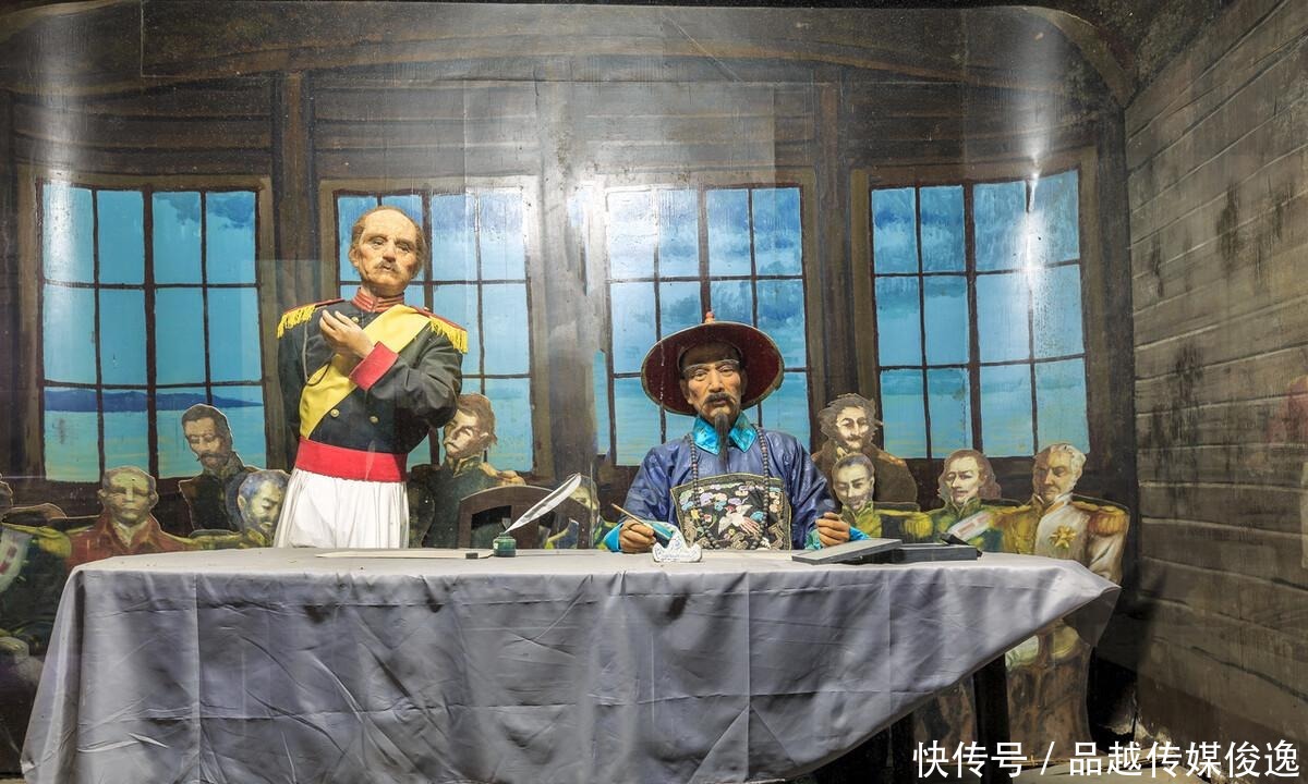 年间|清朝年间,洋人从跪倒膝行到不跪,他们是如何一步步站起来的