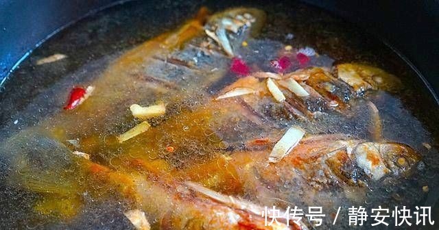 鱼汤一定要煮成牛奶白吗?私人诊所告诉你,尽量这样煮,汤最好喝