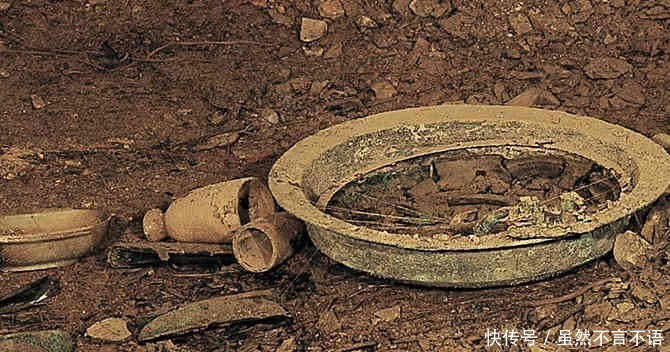 值钱|盗墓贼入千年古墓,最值钱的东西只能看不能拿,都进了博物馆