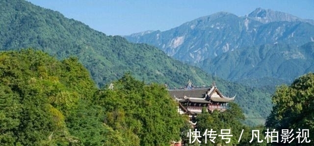 黄果树|云贵川3个“秋冬美景”旅行地，有山有水有温泉，独自一人也要去