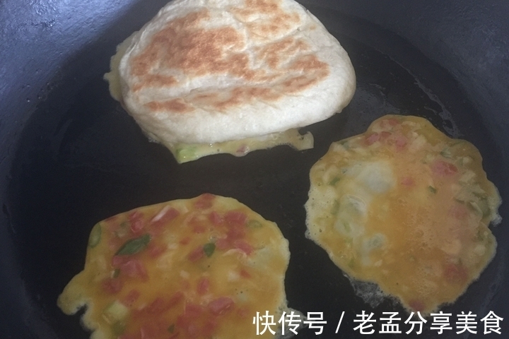 晚上用筷子搅一搅和好面,早上十多分钟暄腾腾的早餐鸡蛋饼上桌