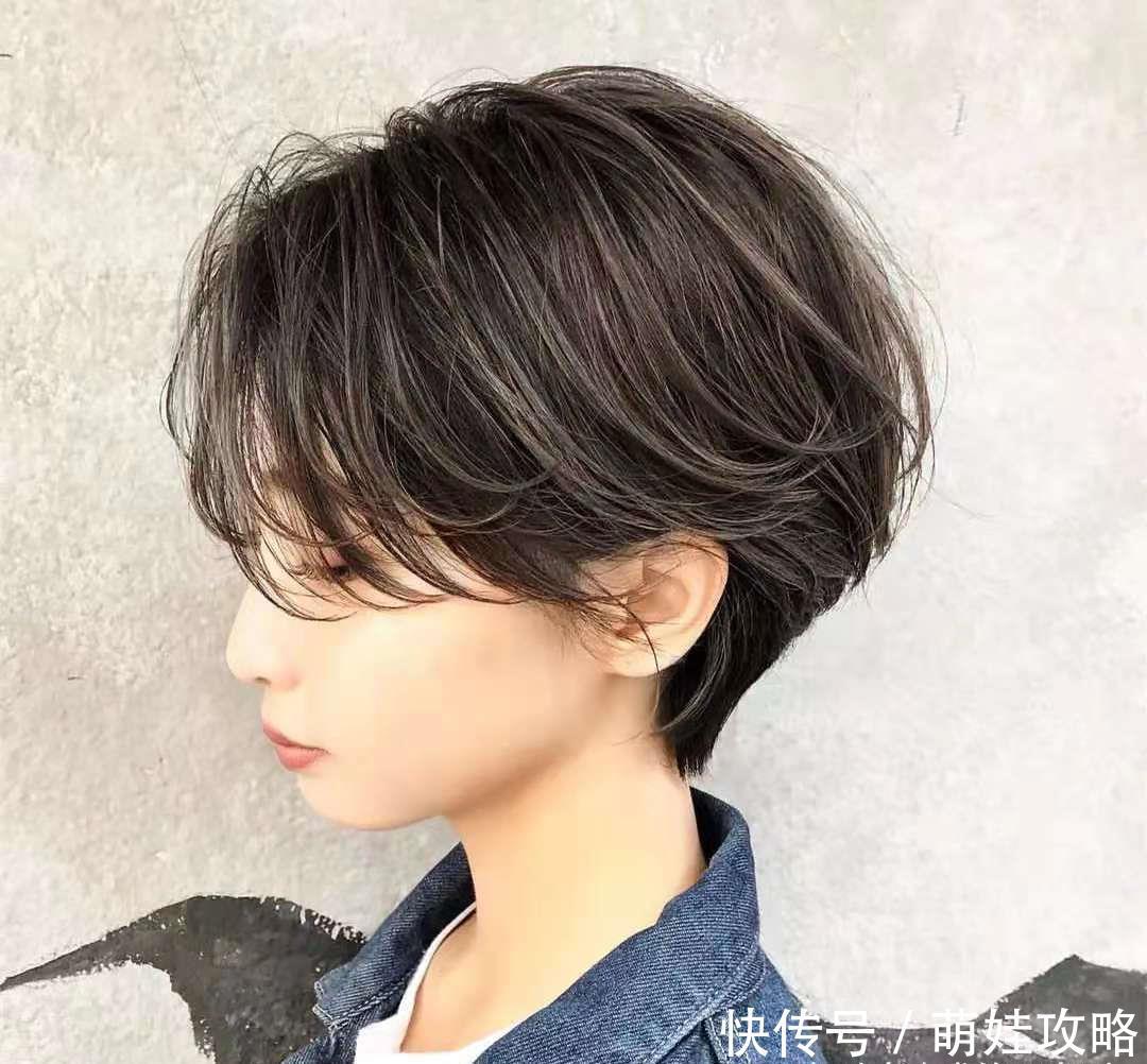 发型|短发女生多久剪一次头，可看出你是否注重形象，颜值越高剪发越勤