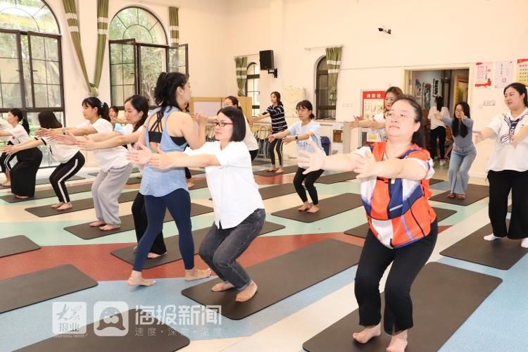 粉笔|情暖九月 敬颂师恩 青岛市李沧区九水街道延川路社区为教师送上一份健康和祝福