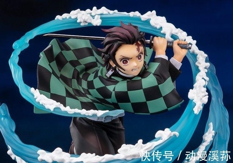 祢豆子|日本全民都在cos鬼灭之刃!木村拓哉也加入?这个炎柱太像了