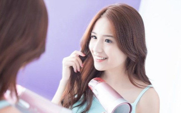 排毒|女人不想老太快，4种“零食”要多吃，排毒美容，紧致皮肤显年轻