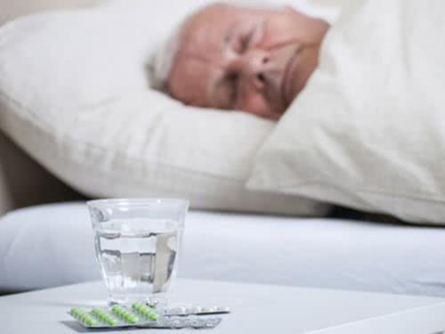 长寿|睡前有4大“短命”习惯的人,难以长寿,若想熬过半百,劝你别占