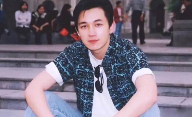 云南虫谷|我批评他，但不代表我不喜欢他