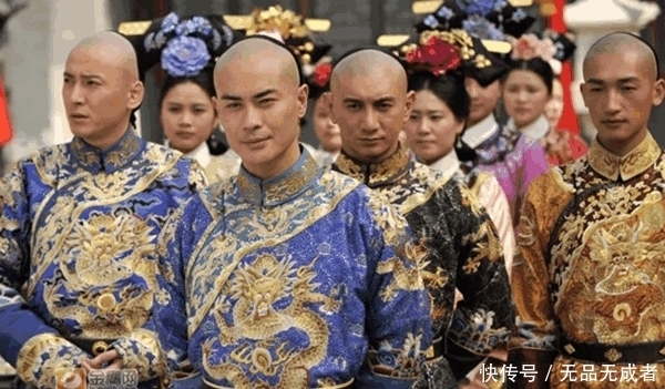 同穴|她本是一名宫女, 虽受宠爱但封号不高, 最后与康熙同穴而眠