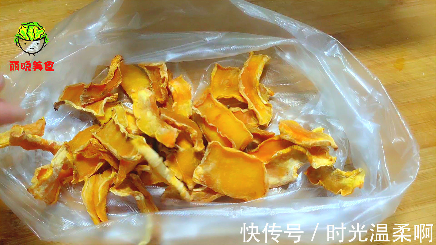 南瓜干|吃不完的南瓜，老一辈这样做零食，太阳一晒，比葡萄干香甜还解馋
