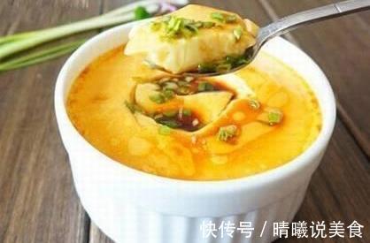 “蒸鸡蛋”用热水还是冷水做对这一点，蛋羹又嫩又滑还好吃