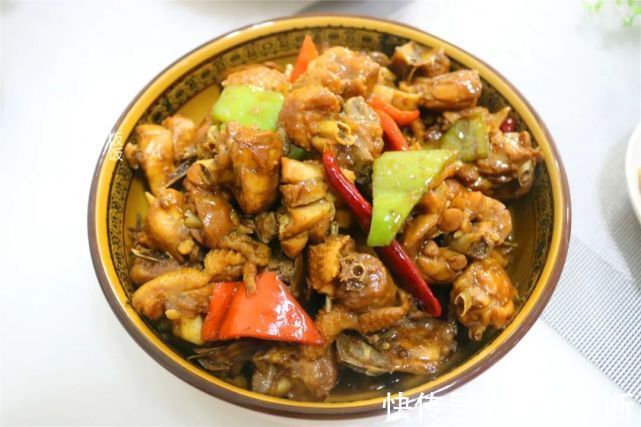 年夜饭吃什么分享8道热菜2道凉菜，都是家常味，好做好吃