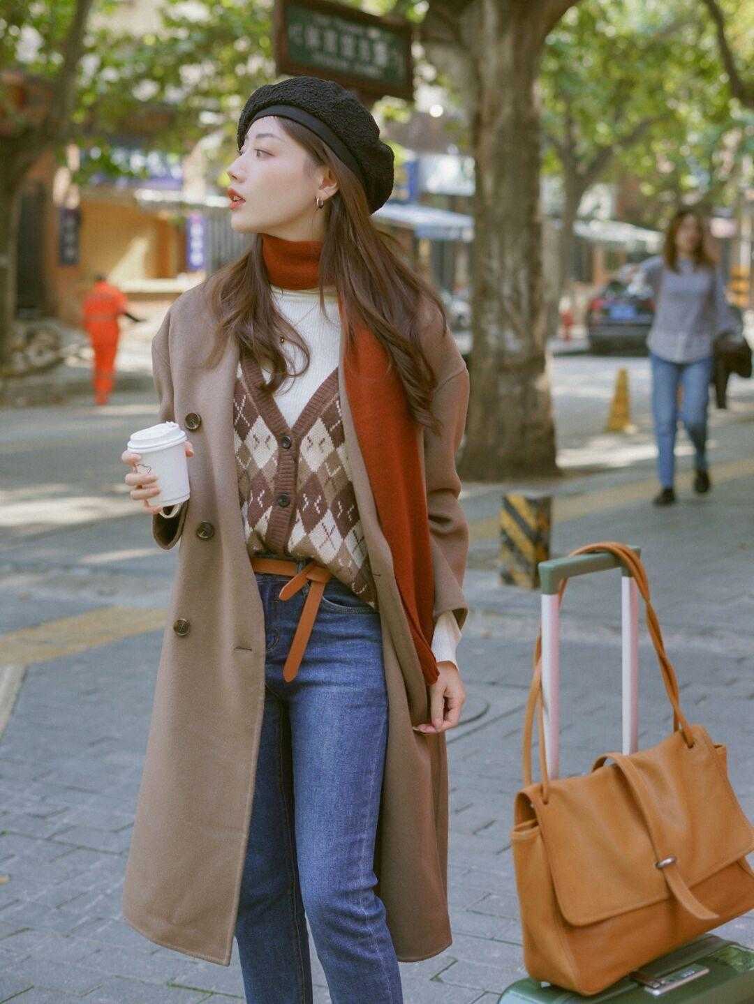 牛仔裤 入冬后,加绒裤又火了,贴身暖和又舒适,保暖又有气质