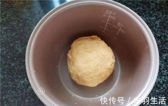 早餐|最近女儿迷上这款早餐,隔天蒸一锅,香软筋道颜值高,总也吃不腻