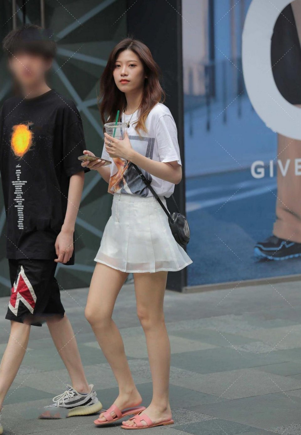 女人|女人，穿短裙别穿安全裤，穿不好真的很丑！