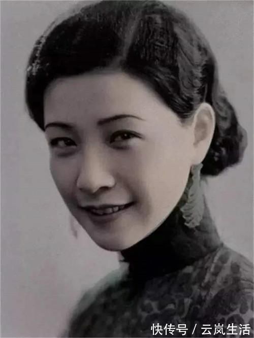 徐志摩#“校园皇后”陆小曼年轻时有多美看她当年的黑白旧照,你就懂了