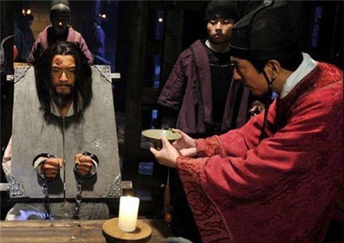 无从下手|将军把银子熔成千金大球,以为小偷无从下手,结果第二天一看却大呼上当