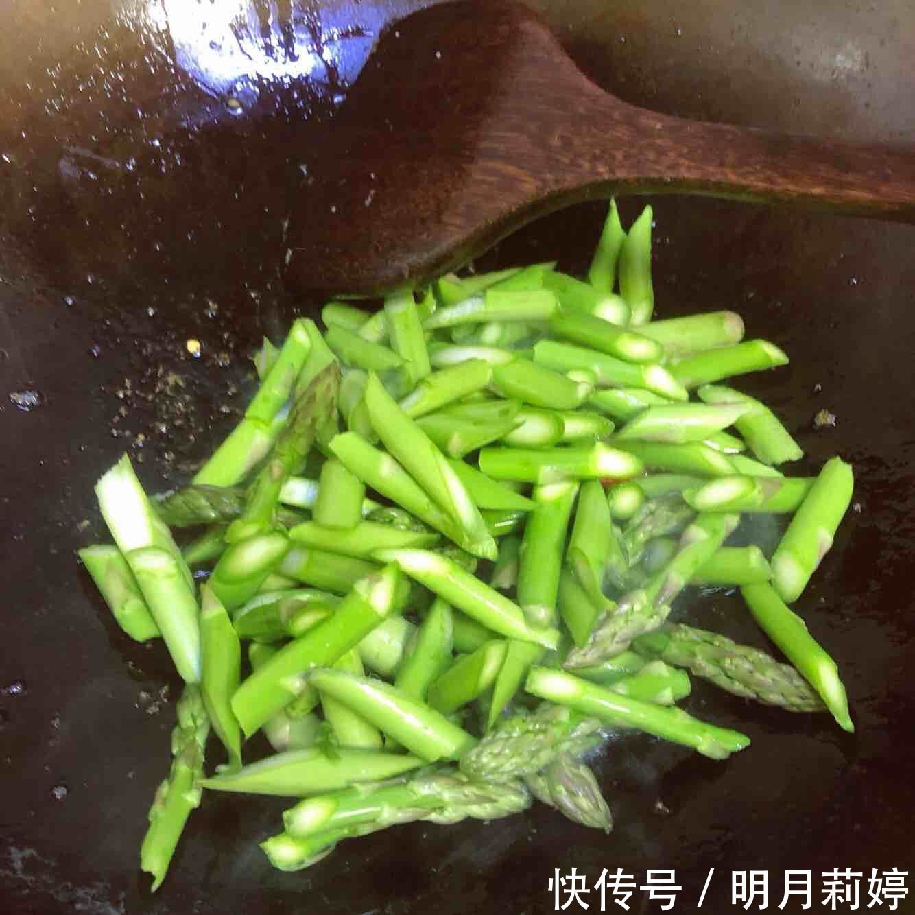 虾仁|“天然解毒王”被发现,隔天吃1次,肺热咳嗽全走开,入冬要常吃