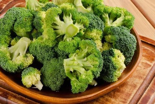 蔬菜|炒前“必须焯水”的5种蔬菜,专家:再懒也别省这1步,别不懂装懂