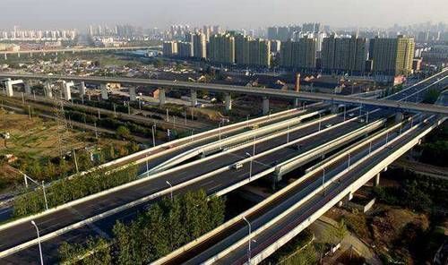高架桥|什么样的房子最难卖?房产中介:3类房子不建议购买,升值空间小