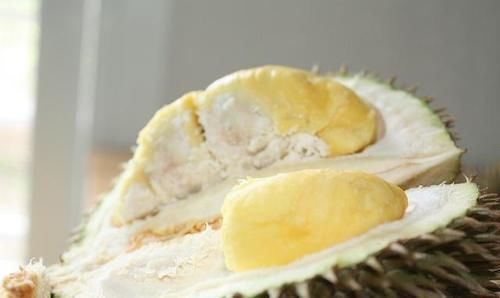 胎儿|怀孕还能吃榴莲吗?吃榴莲对胎儿好吗?需要注意些什么?不妨了解