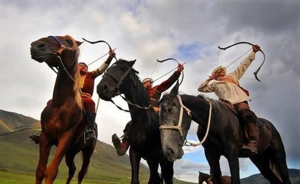 后患|中原王朝2000年来没解决游牧民族，清朝只用了3招就永绝后患