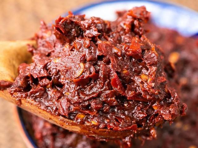 糖友们|糖尿病人可以吃蚝油吗除了白糖,还有3种调味料也不能多吃