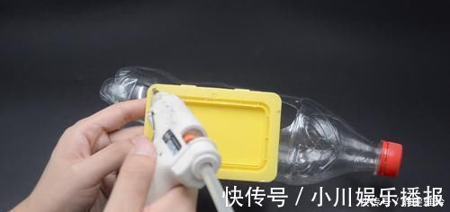 塑料瓶|鸡蛋怎么放进塑料瓶?试试这一招,解决了很多家庭的烦恼,都看看吧