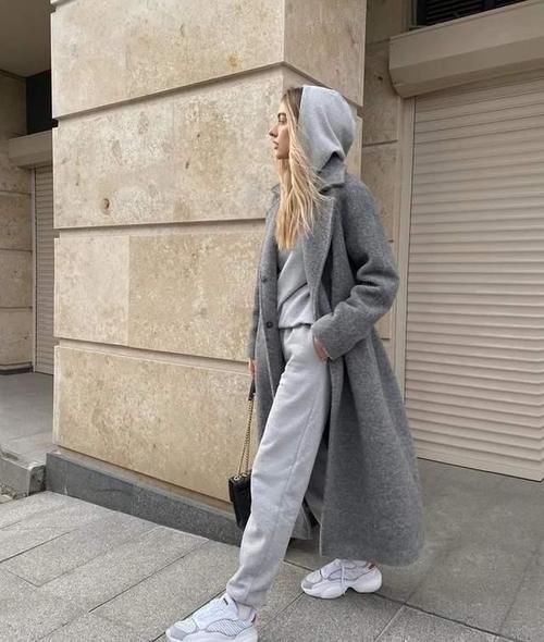 大衣的配色很重要！实用色彩搭配干货，穿出满满高级感