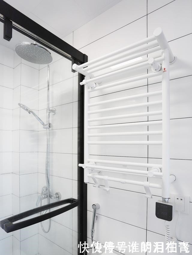 墙面|看腻了北欧风,43㎡一居室靠超美配色做到了优雅高级!