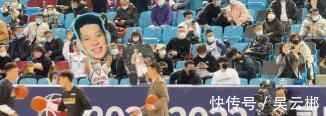首钢|最差之战!林书豪15分钟4中0,遭孙铭徽打爆+违体,首钢被横扫