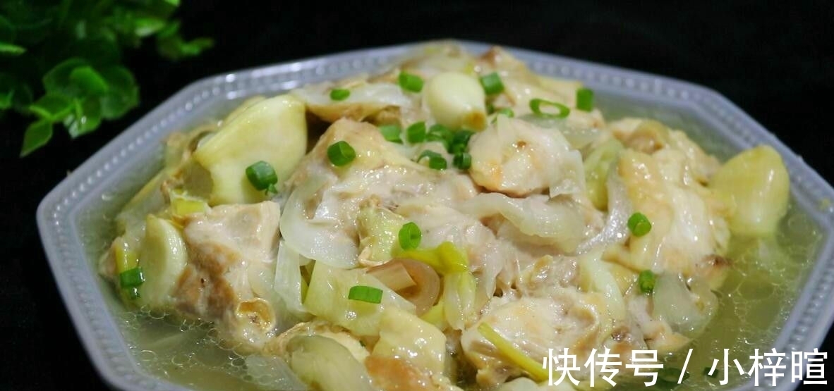 葱油鸡|用烤箱做的纸包葱油鸡,比红烧鸡还香,做法太简单了