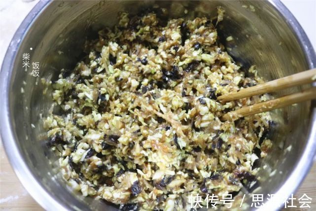 木耳|过年吃饺子,试试这个馅,鲜香多汁,吃过下次还要做