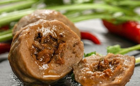 人都|被名字“耽误”的小吃,撒尿牛肉丸遭嫌弃,最后一种让人“害怕”