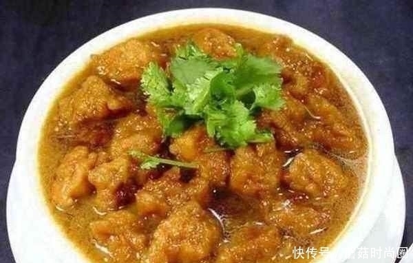 10个鸡蛋一斤五花肉，猪肉这么炸，叫你直流口水