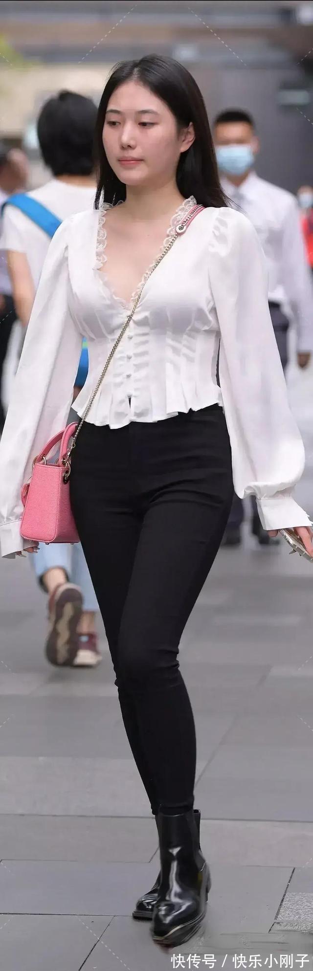 蕾丝 舒适时尚的瑜伽裤穿着更显穿衣档次,气质女生都爱穿,温婉可人