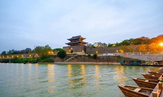 浮桥|赣州旅游必打卡的景点，800多年历史的古浮桥，堪称“赣州一绝”