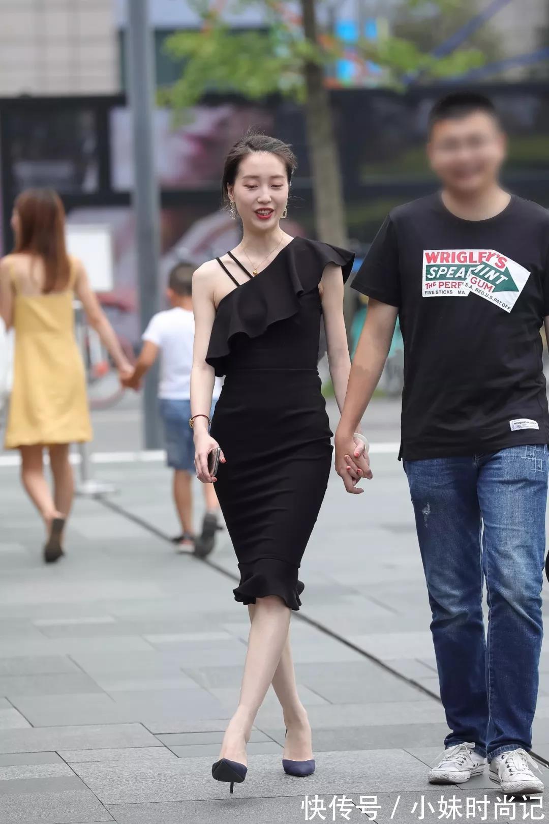 穿搭 街拍路人,高贵精致,美丽大方的穿搭,让人看着美不胜收