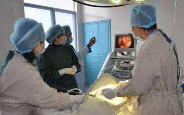 女学生|女学生怀孕9个月引产，医生苦劝2小时，孕妇我说打掉就打掉