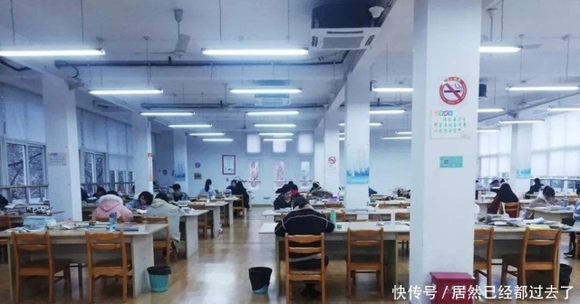 具备|大学期间想入党，应该具备什么条件？辅导员表示并非成绩优异就行