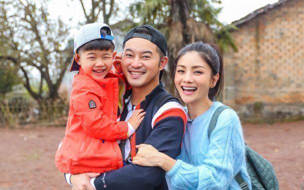 全名|儿子姓“刘”,上学后没有老师喊过他全名,妈妈:我只敢喊乳名