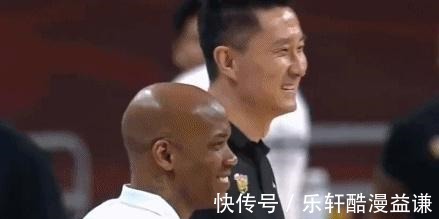 李春江|炸了！马布里和李春江干起来！郭昊文10罚25分！这一扣太解气