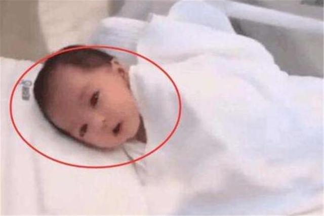 宝宝|“最美新生儿”刚出生就成网红,凭颜值征服网友,护士:难得一见