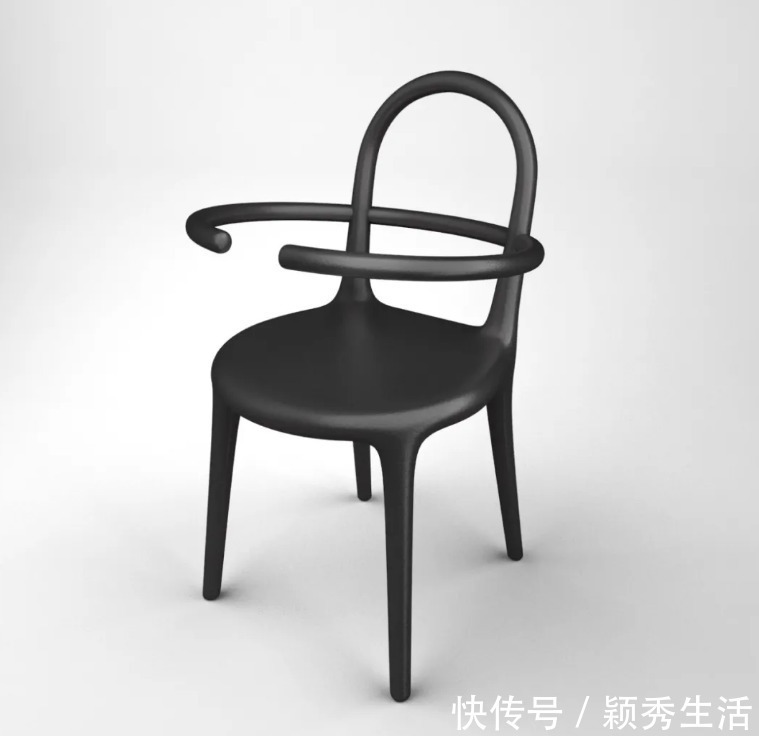 rin这位设计师做出了真正的“无用设计”，网友：每一个设计都要被骂